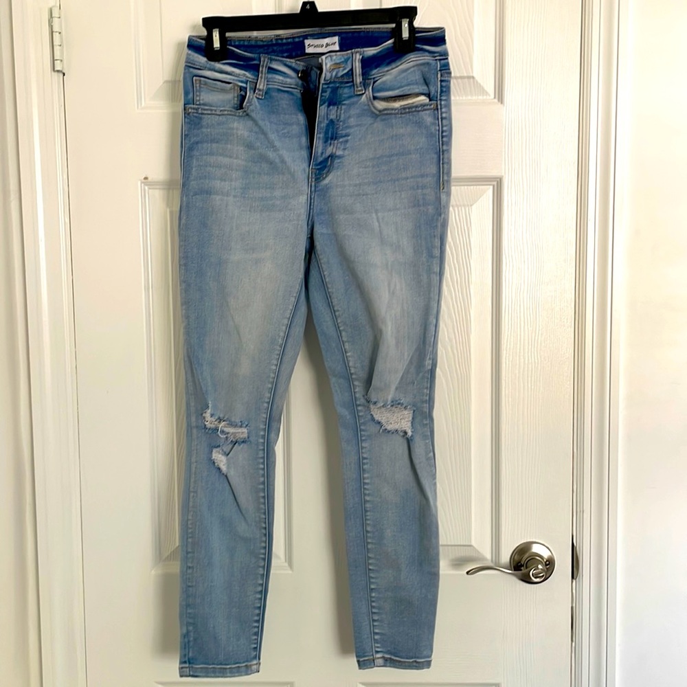 Studio blue ripped white washed jeans